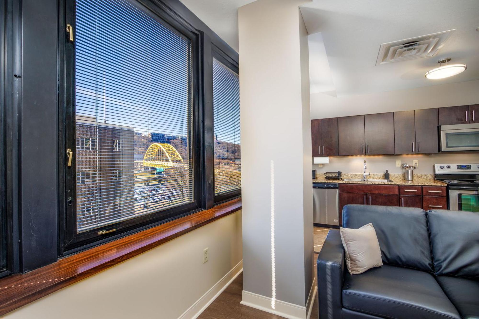 Апартаменти Modern Chic Heart Of Pittsburgh 24-7 Parking Gym Lounge Екстер'єр фото